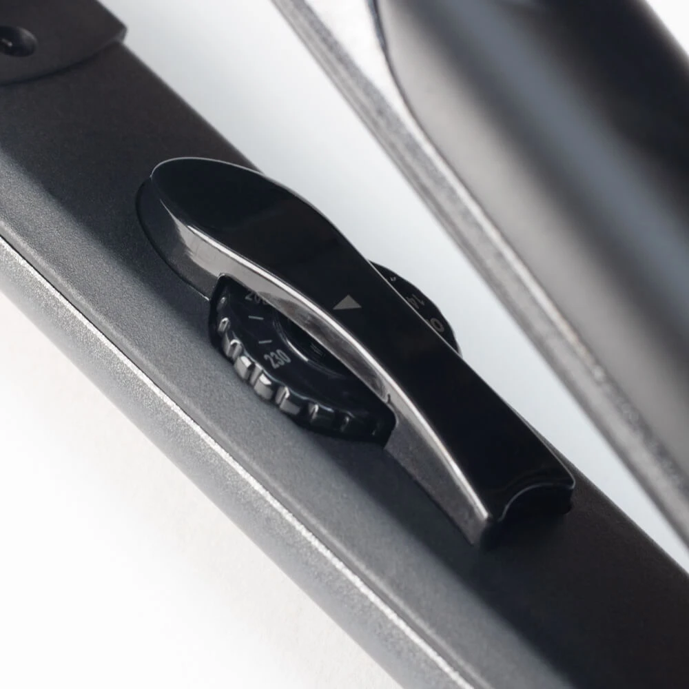 Proxelli YADA Straightener With Curling Function 4 Proxelli YADA Straightener With Curling Function - Image 2